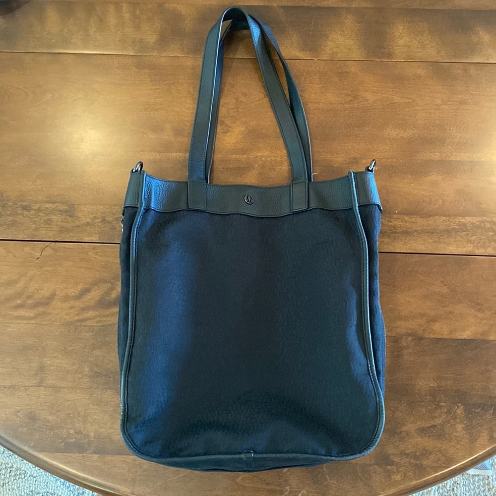 Lululemon Shoulder Bag, Black